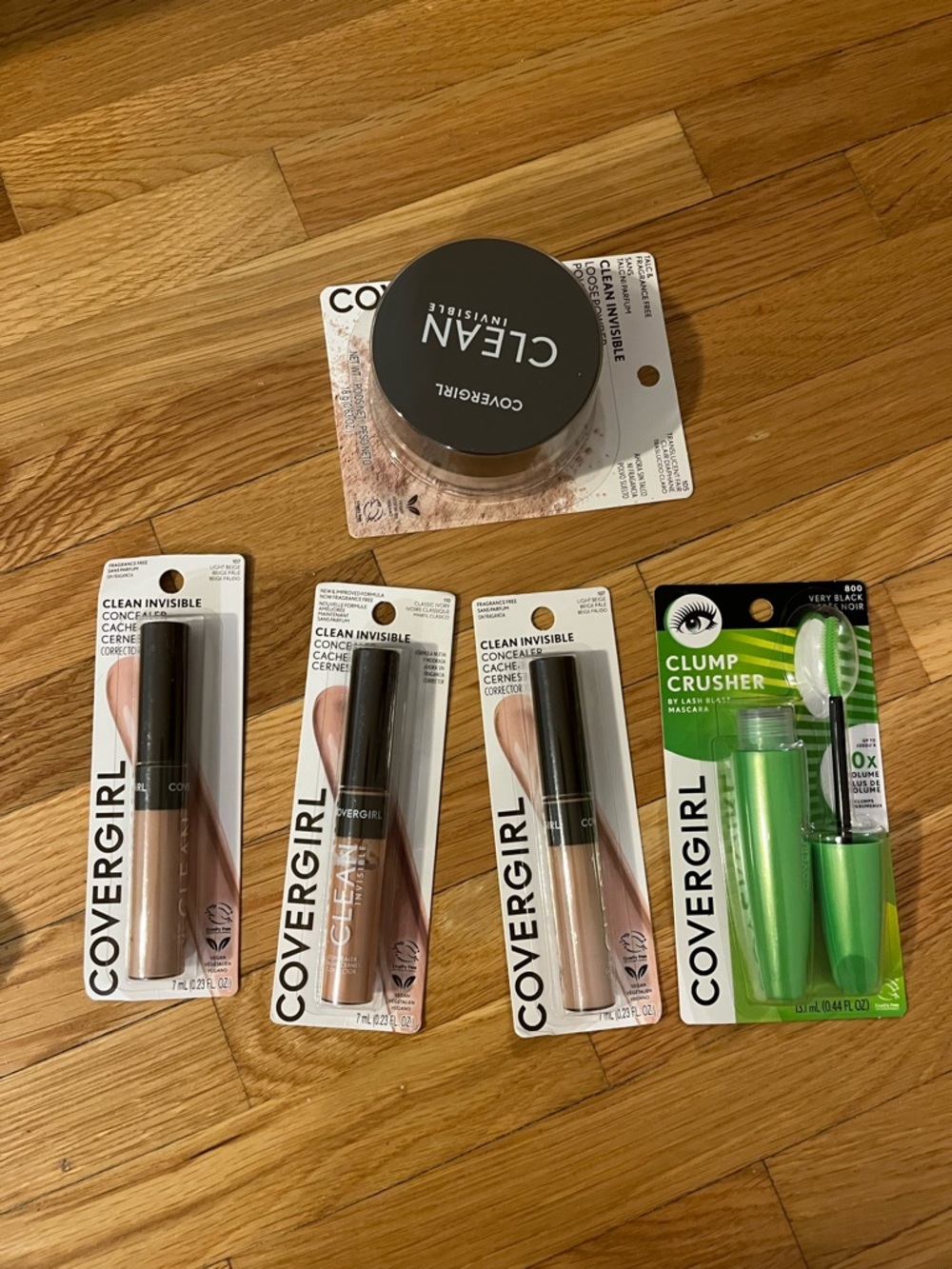 Covergirl 5pcs makeup bundle set (Mascara, invisible powder & corrector)